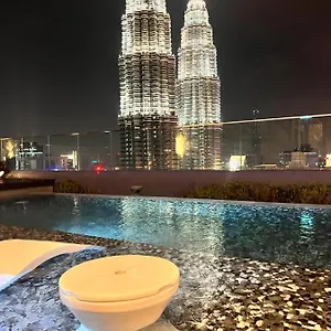 Star Klcc By Cozy White , Kuala Lumpur Malesia