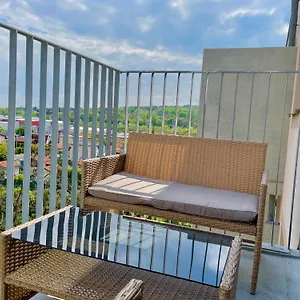 Apartamento 55m2 Flat With Balcony & Parking, Viena